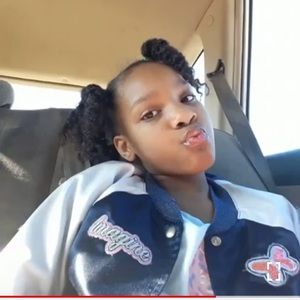 Meet your Posher, Aris